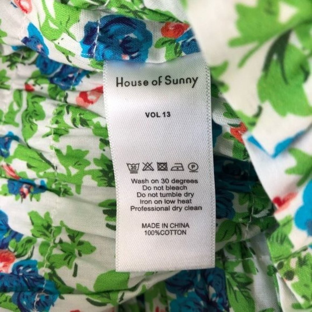 House Of Sunny Floral Smocked Bloomers High Rise Cover Up Shorts - Picture 10 of 10